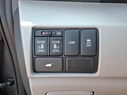 Used 2017 Honda Odyssey EX-L image 28