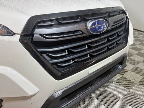 Used 2023 Subaru Forester Limited image 33