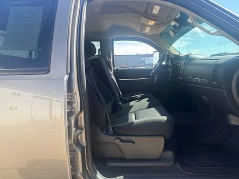 Used 2012 Chevrolet Silverado 2500 LT w/ Interior Plus Package AWD/4WD image 15