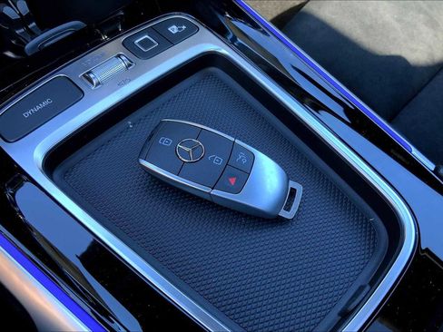 New 2026 Mercedes-Benz GLB 250 4MATIC image 21