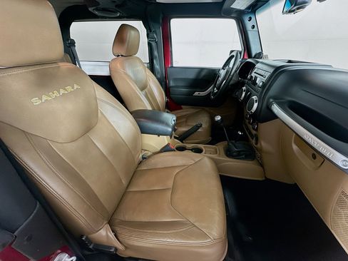 Used 2013 Jeep Wrangler Sahara w/ Trailer Tow Group image 23