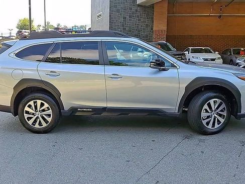 New 2025 Subaru Outback Premium w/ Popular Package #1A image 9