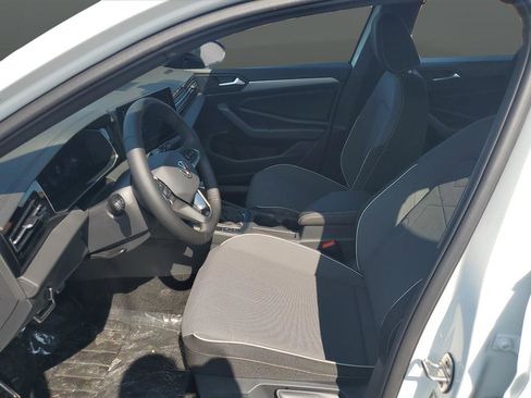 New 2025 Volkswagen Jetta Sport image 4