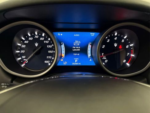 Used 2019 Maserati Ghibli S GranLusso RWD image 31