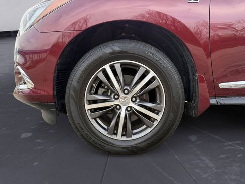 Used 2019 INFINITI QX60 Luxe w/ Essential Package image 23