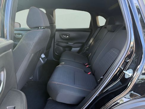 Certified 2025 Honda HR-V Sport image 12
