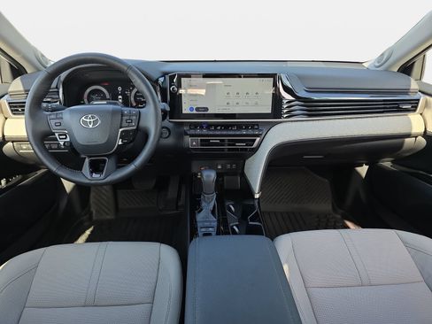 Used 2026 Toyota Camry XLE w/ Premium Plus Package FWD image 9