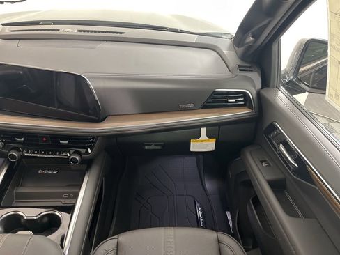 New 2026 Chevrolet Tahoe High Country image 16