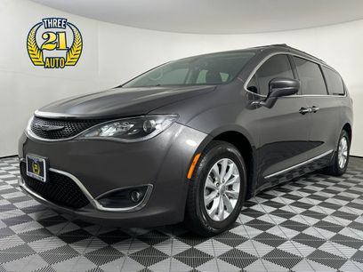 Used 2017 Chrysler Pacifica Touring-L