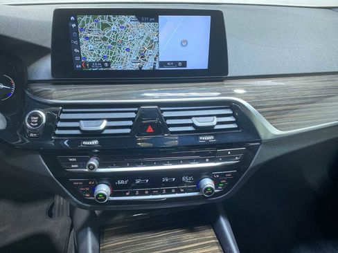 Used 2017 BMW 530i xDrive AWD/4WD image 16