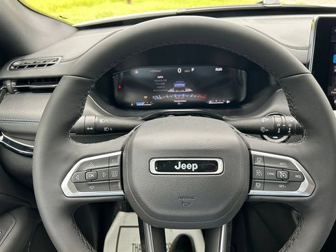 New 2026 Jeep Compass Limited AWD/4WD image 15