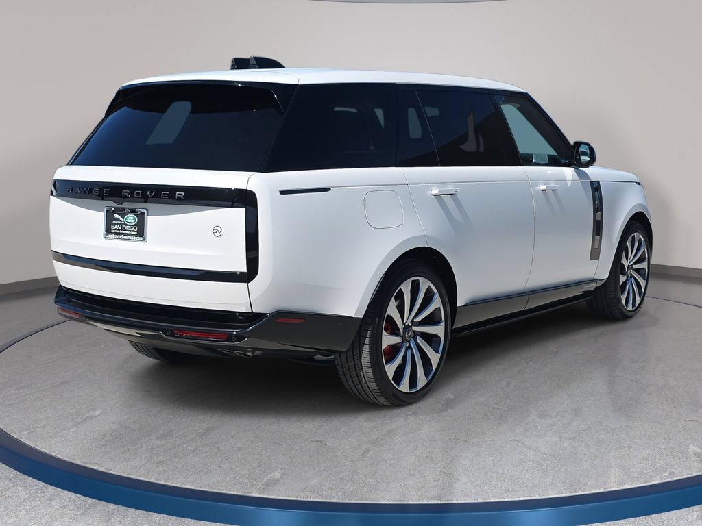 New 2025 Land Rover Range Rover SV AWD/4WD image 5
