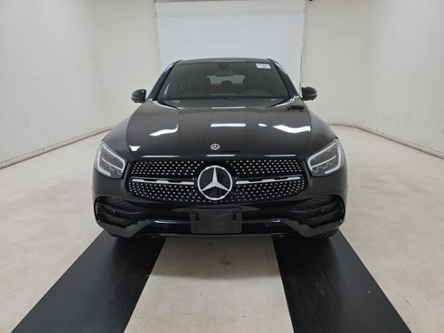 Used 2020 Mercedes-Benz GLC 300 4MATIC Coupe image 3