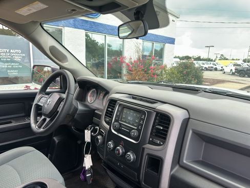 Used 2018 RAM 1500 Tradesman w/ Popular Equipment Group RWD image 12