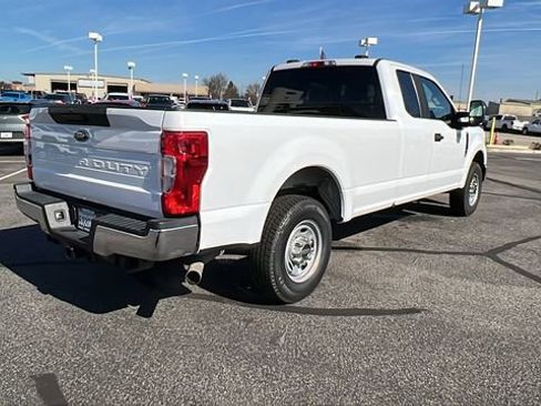 Used 2022 Ford F250 XL w/ Power Equipment Group image 3