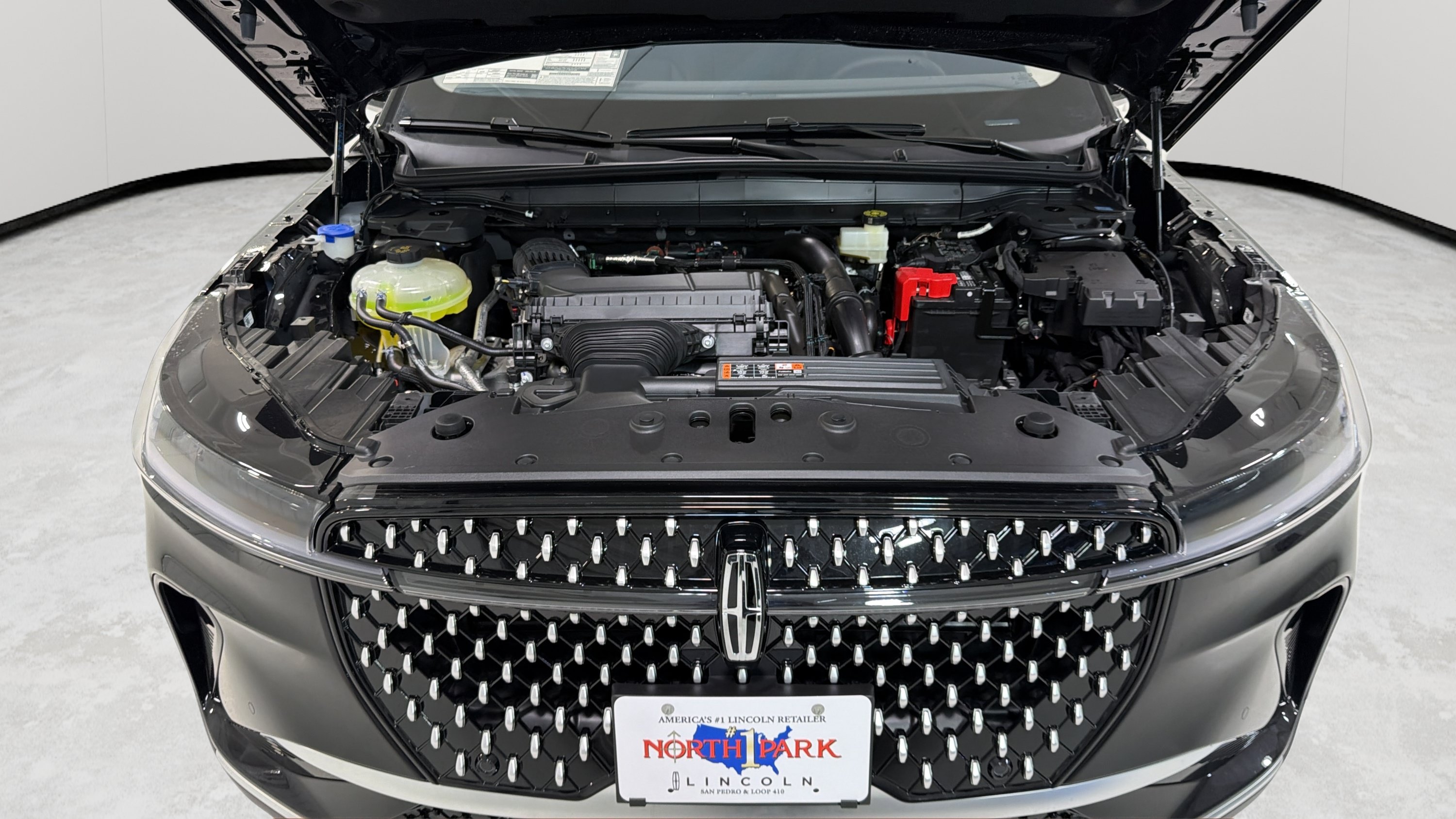 New 2026 Lincoln Nautilus Premier AWD/4WD image 26