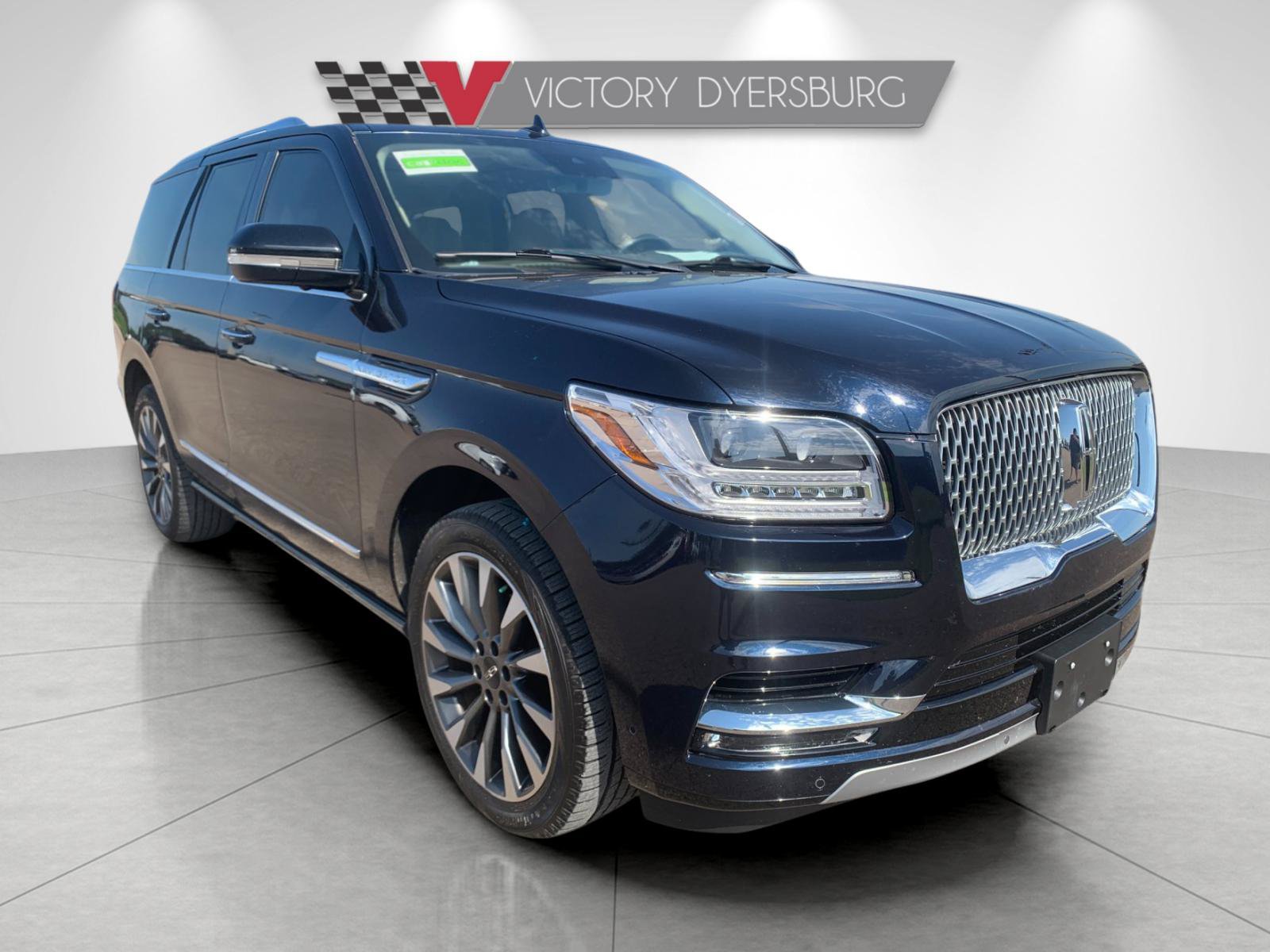 Used 2021 Lincoln Navigator Reserve w/ Luxury Package AWD/4WD image 1