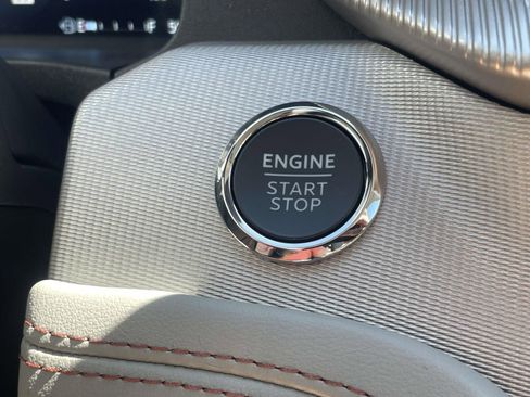 New 2026 Ford Explorer Active w/ Active Comfort Package image 16