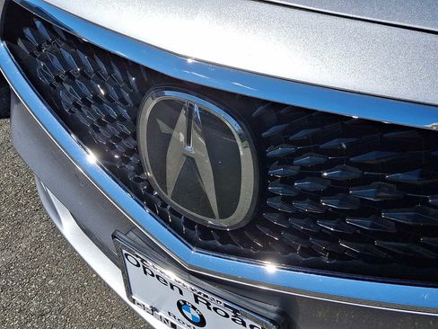 Used 2022 Acura MDX SH-AWD w/ Advance Package image 4