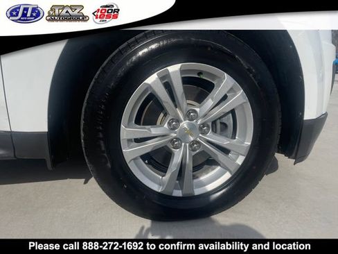 Used 2015 Chevrolet Equinox LT w/ Driver Convenience Package image 9