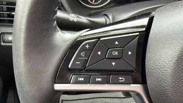 Used 2023 Nissan Altima 2.5 SV w/ SV Premium Package AWD/4WD image 24
