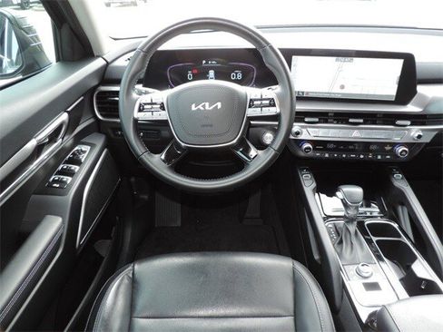 Used 2023 Kia Telluride S image 15
