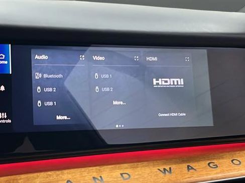 Used 2022 Jeep Grand Wagoneer Series III w/ Rear Seat Video Group 1 AWD/4WD image 36