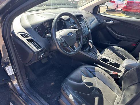 Used 2015 Ford Focus SE w/ Equipment Group 201A image 9