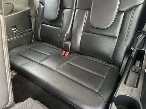 Used 2024 Ford Explorer Limited image 14