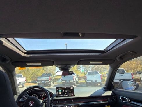 Used 2022 Honda Civic Si image 10