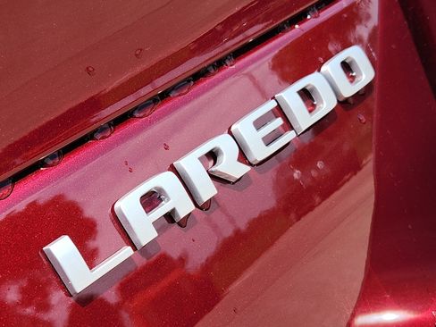 New 2026 Jeep Grand Cherokee L Laredo RWD image 8