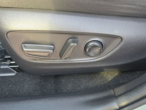 Used 2023 Toyota RAV4 XLE image 19