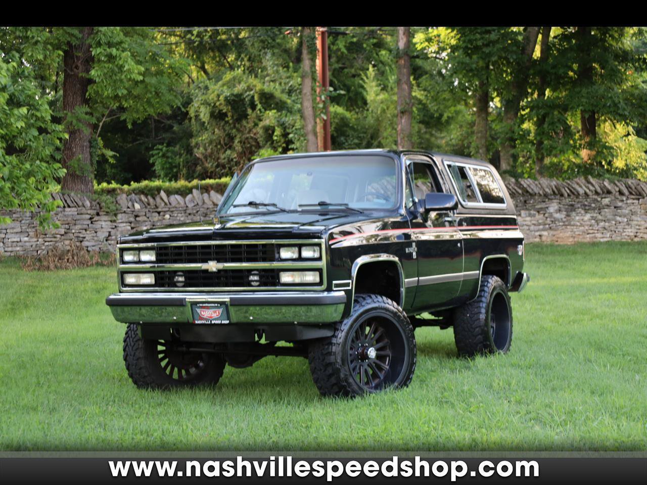 Used 1990 Chevrolet Blazer 4WD image 1