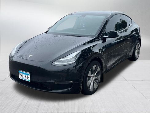 Used 2021 Tesla Model Y Long Range image 4
