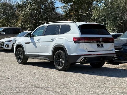 New 2026 Volkswagen Atlas Peak Edition AWD/4WD image 8