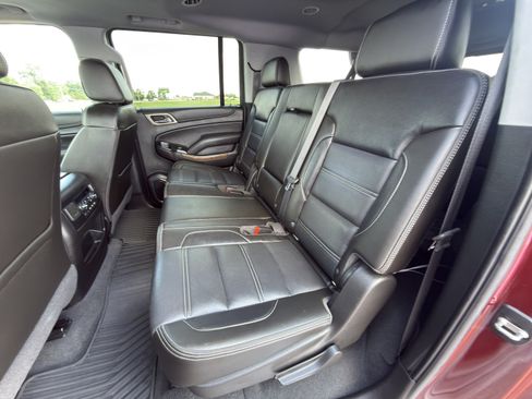 Certified 2019 GMC Yukon XL Denali w/ Open Road Package AWD/4WD image 14