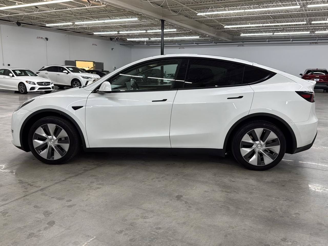 Used 2023 Tesla Model Y Long Range AWD/4WD image 12