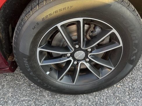 Used 2018 Dodge Grand Caravan GT image 13