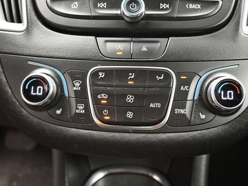 Used 2023 Chevrolet Malibu LT w/ Driver Confidence Package FWD image 19