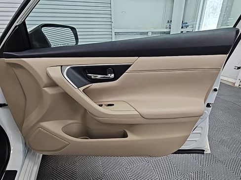 Used 2015 Nissan Altima 2.5 S w/ Power Driver Seat Package image 29