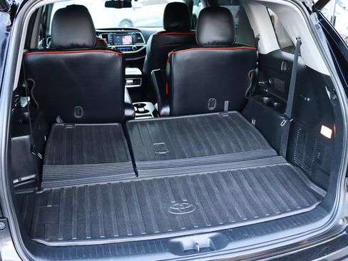 Used 2016 Toyota Highlander Limited Platinum AWD/4WD image 26