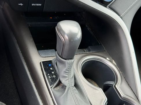Used 2023 Toyota Camry SE w/ Audio Upgrade Package FWD image 18