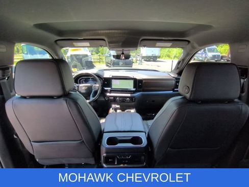 Certified 2024 Chevrolet Silverado 1500 High Country w/ Technology Package AWD/4WD image 28