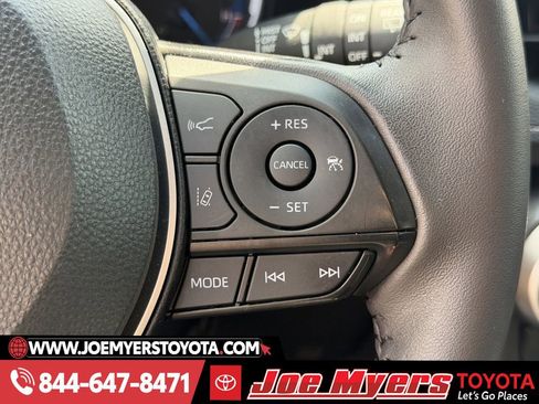 Used 2024 Toyota RAV4 XLE Premium image 23