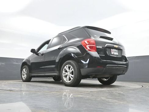 Used 2017 Chevrolet Equinox LT w/ Convenience Package FWD image 38