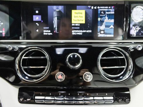 Used 2025 Rolls-Royce Ghost image 36