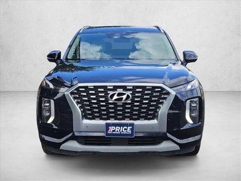 Used 2021 Hyundai Palisade Limited FWD image 2