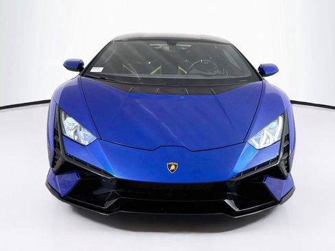 Used 2023 Lamborghini Huracan Tecnica RWD image 8