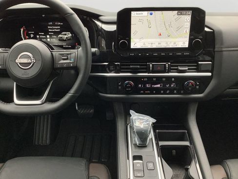 New 2025 Nissan Pathfinder Platinum w/ Cargo Package image 16