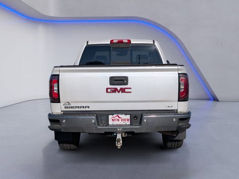 Used 2018 GMC Sierra 1500 SLT image 6